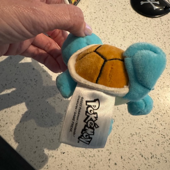 POKEMON Squirtle Plush Keychain and figurine - Picture 2 of 4